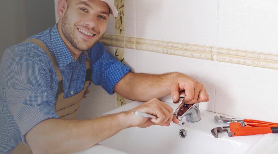 Local tankless water heater installation in Moscow, IA